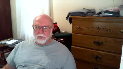 Snapshot of gtnolder60 chatting on 02/02/26, 12:48 Gary online show from 02/02/26, 12:48