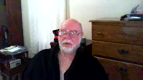 Snapshot of gtnolder60 chatting on 03/02/26, 12:45 Gary online show from 03/02/26, 12:45