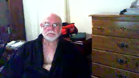 Snapshot of gtnolder60 chatting on 03/07/26, 03:14 Gary online show from 03/07/26, 03:14