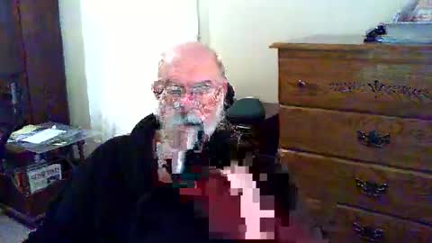Snapshot of gtnolder60 chatting on 03/08/26, 01:04 Gary online show from 03/08/26, 01:04