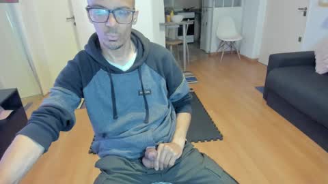 Snapshot of guachin_new chatting on 09/27/25, 12:48 guachin_new online show from 09/27/25, 12:48