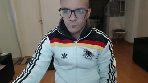 guachin_new online show from 05/10/26, 06:35