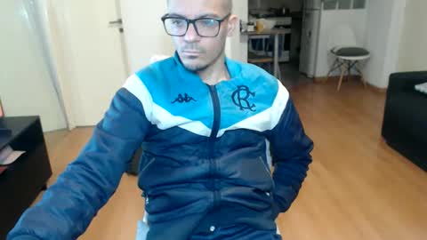 guachin_new online show from 06/10/26, 03:29