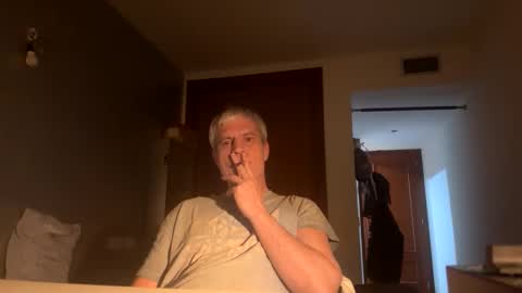 guardiannif_ online show from 12/20/25, 12:29