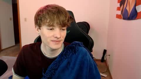 Snapshot of gucciboi4 chatting on 11/20/25, 05:01 gucciboi4 online show from 11/20/25, 05:01