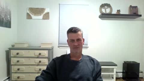 gudguy2025 online show from 05/24/26, 11:32