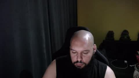 Snapshot of guessswho24 chatting on 09/21/25, 07:26 Ayan online show from 09/21/25, 07:26