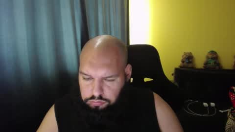 Snapshot of guessswho24 chatting on 09/22/25, 07:32 Ayan online show from 09/22/25, 07:32