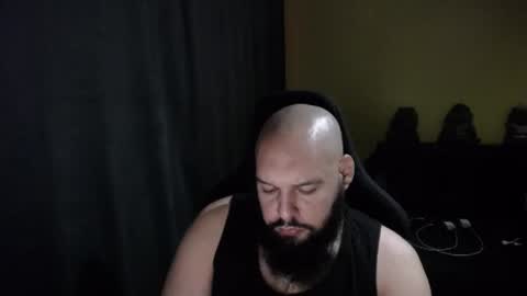 Snapshot of guessswho24 chatting on 10/05/25, 10:40 Ayan online show from 10/05/25, 10:40