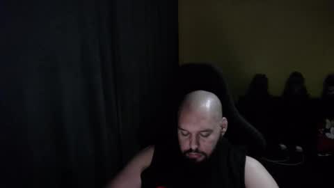 Snapshot of guessswho24 chatting on 10/09/25, 01:03 Ayan online show from 10/09/25, 01:03