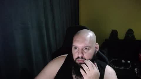 Snapshot of guessswho24 chatting on 10/18/25, 11:49 Ayan online show from 10/18/25, 11:49