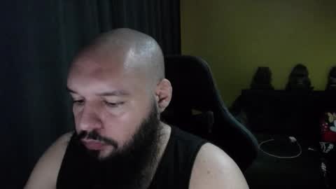 Snapshot of guessswho24 chatting on 10/28/25, 12:58 Ayan online show from 10/28/25, 12:58