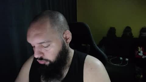 Snapshot of guessswho24 chatting on 10/31/25, 11:28 Ayan online show from 10/31/25, 11:28