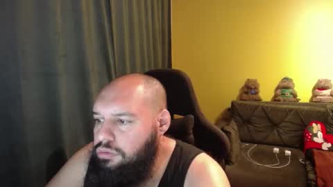 Snapshot of guessswho24 chatting on 11/02/25, 12:24 Ayan online show from 11/02/25, 12:24