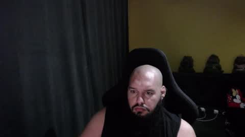 Snapshot of guessswho24 chatting on 11/06/25, 01:39 Ayan online show from 11/06/25, 01:39