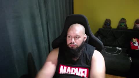 Snapshot of guessswho24 chatting on 11/16/25, 01:22 Ayan online show from 11/16/25, 01:22