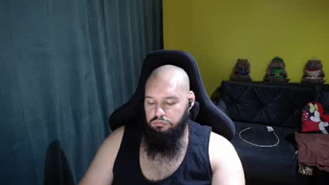 Snapshot of guessswho24 chatting on 11/20/25, 11:26 Ayan online show from 11/20/25, 11:26