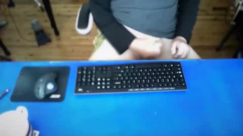 guesswhatigot2 online show from 06/07/26, 03:54