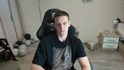 Gufi online show from 06/18/26, 07:52