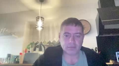 guil0 online show from 11/11/25, 09:53