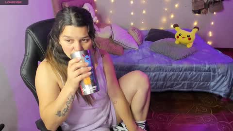 Hello Im Julieta Im 25 years old welcome to my room have fun and be happy. online show from 12/20/24, 02:30