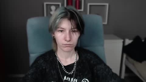 guitarandangell online show from 06/21/26, 06:05