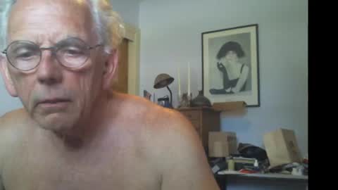 Roy online show from 06/25/26, 07:29