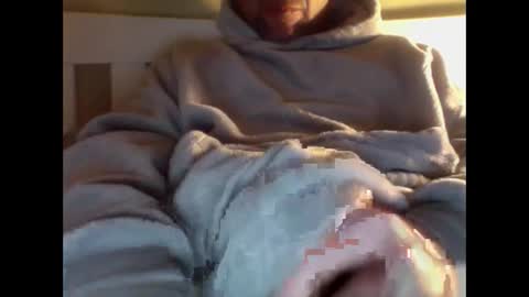 Snapshot of gulliverfuck chatting on 02/08/25, 02:15 Gulliver online show from 02/08/25, 02:15