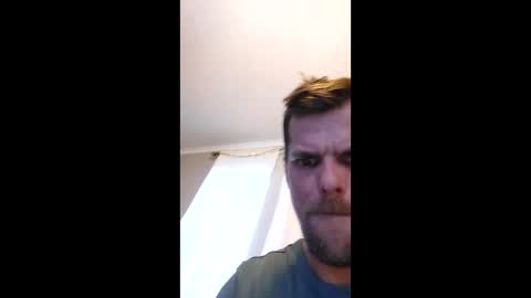 Snapshot of gunnarssonbenni33 chatting on 02/19/26, 06:26 gunnarssonbenni33 online show from 02/19/26, 06:26