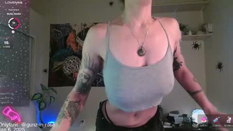Kylie online show from 01/06/25, 07:13