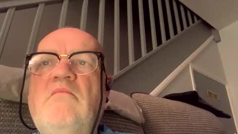 Snapshot of gusher25 chatting on 11/07/25, 09:26 gusher25 online show from 11/07/25, 09:26