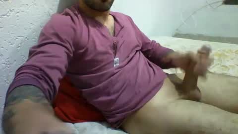 Snapshot of gustavyuri chatting on 10/10/25, 09:58 Gustav online show from 10/10/25, 09:58