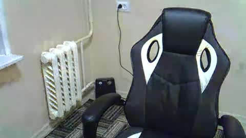 Snapshot of gusumah chatting on 02/19/25, 12:25 GusumAh online show from 02/19/25, 12:25