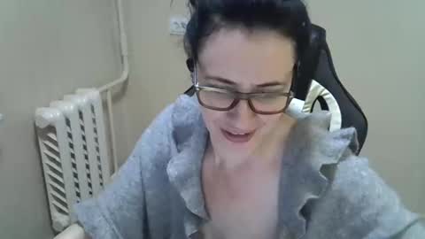 Snapshot of gusumah chatting on 03/06/25, 06:26 GusumAh online show from 03/06/25, 06:26