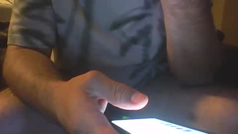 Snapshot of guy8inches4u chatting on 10/09/25, 09:46 guy8inches4u online show from 10/09/25, 09:46