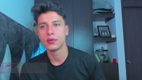 Snapshot of guy_twinks chatting on 01/19/25, 12:49 Gabriel online show from 01/19/25, 12:49