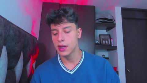 Snapshot of guy_twinks chatting on 01/25/25, 07:07 Gabriel online show from 01/25/25, 07:07