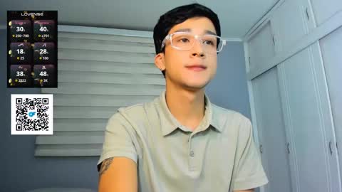 onlyfans    kevin garcia s online show from 09/28/25, 01:55