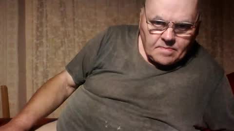 guyboy73 online show from 09/12/25, 02:33