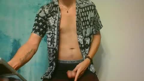 Snapshot of guyguy42016 chatting on 03/05/25, 12:49 troy online show from 03/05/25, 12:49