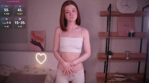 Snapshot of gwendatortoriello chatting on 06/06/26, 11:04 Hello everyone Im May online show from 06/06/26, 11:04