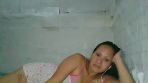Snapshot of gwenn24 chatting on 03/02/26, 09:27 gwenn24 online show from 03/02/26, 09:27