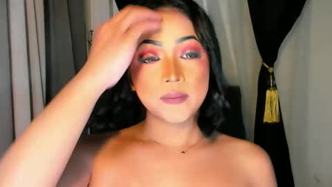 Snapshot of gwenngoddess chatting on 10/13/25, 01:22 Call me Miss Gwen online show from 10/13/25, 01:22