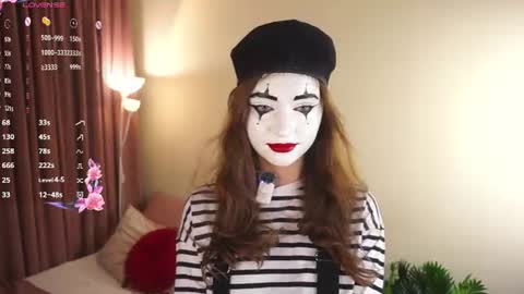 Molly online show from 07/24/26, 05:55
