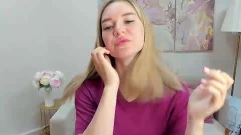 gwensmitt online show from 07/24/26, 09:24