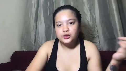 Snapshot of gwyneth2001 chatting on 03/11/26, 10:10 Im Gwyneth From Philippines pinkheart69 online show from 03/11/26, 10:10