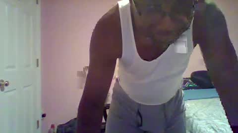 Snapshot of gyesaw1970 chatting on 09/18/25, 04:58 gyesaw1970 online show from 09/18/25, 04:58