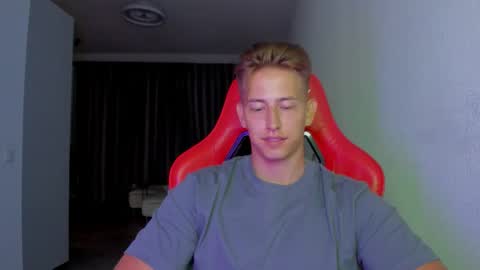 Oliver online show from 11/12/25, 12:44