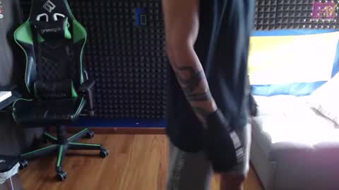 Snapshot of gymbro42 chatting on 07/06/26, 03:03 Gymbro42 online show from 07/06/26, 03:03