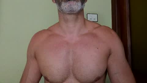 Snapshot of gymvlc chatting on 07/27/26, 11:17 gymvlc online show from 07/27/26, 11:17